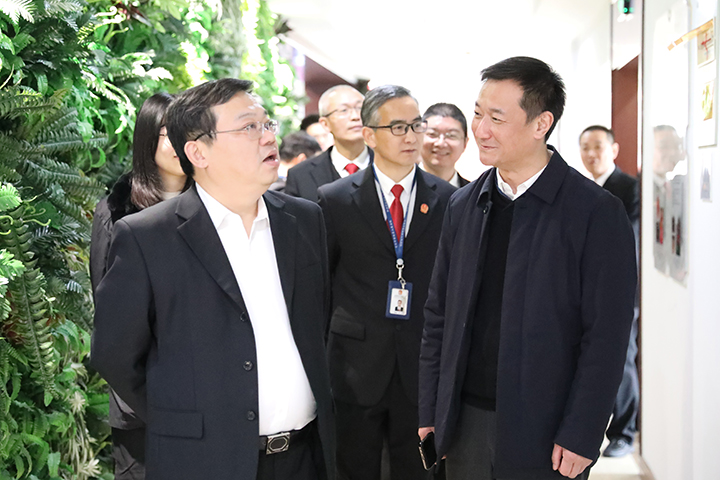 市中院党组书记代院长曹忠明一行莅临金坛法院调研指导工作
